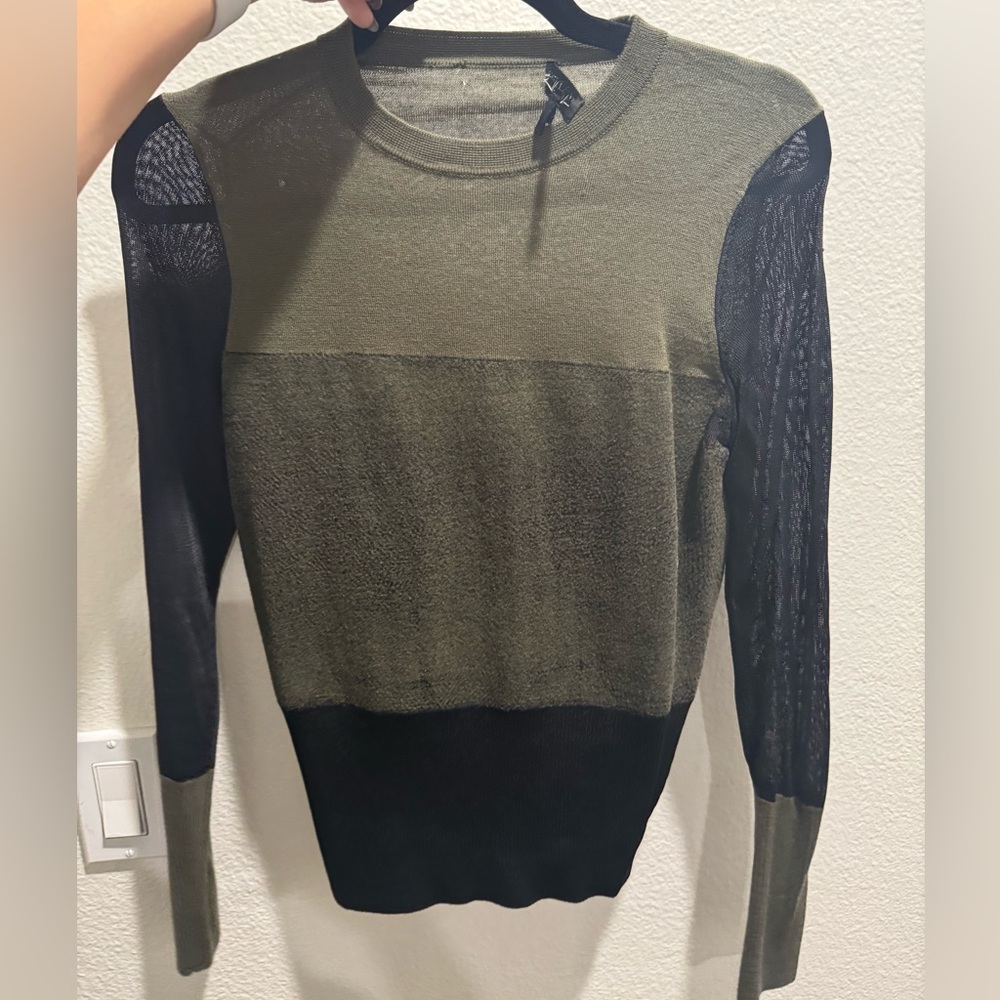 Rag And Bone Green Top With Sheer Arms - image 1